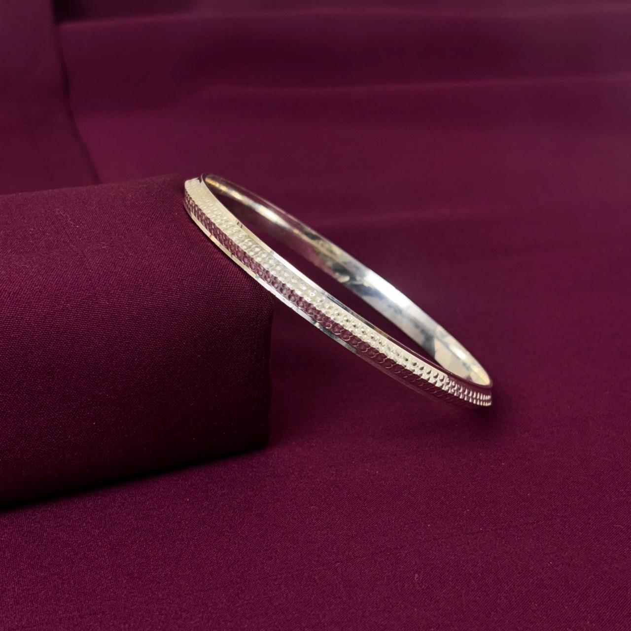 Men's Hammered Silver Texture Kada Bracelet | Zaviraa