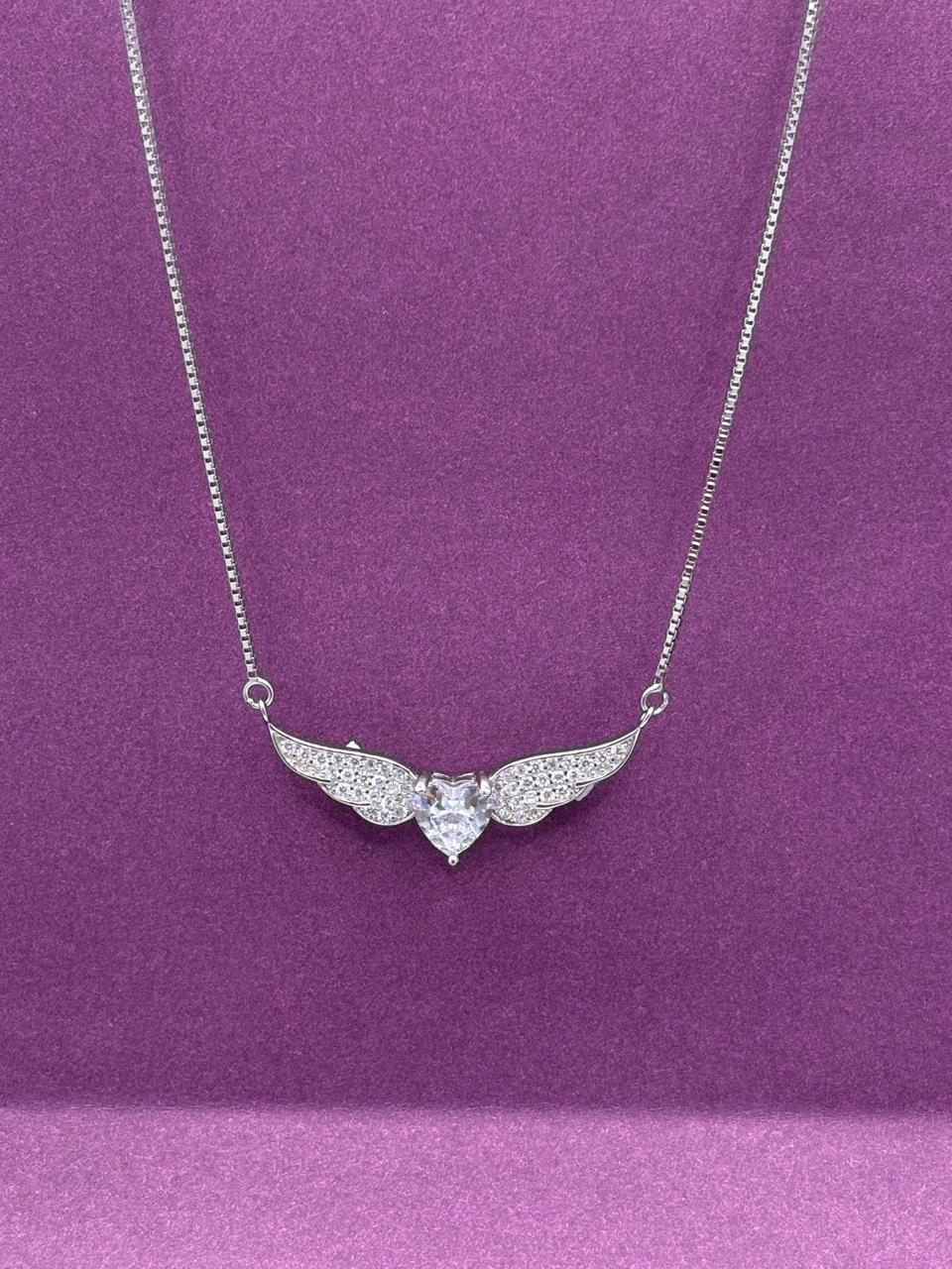 ANGEL CHAIN PENDENT