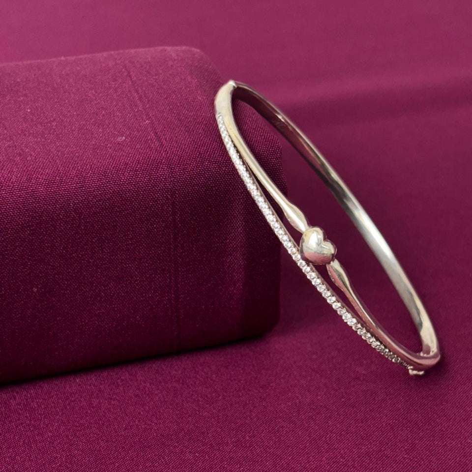 Elegant Heart Design American Diamond Women Kada in 925 Silver | Openable Silver Bracelet for Women