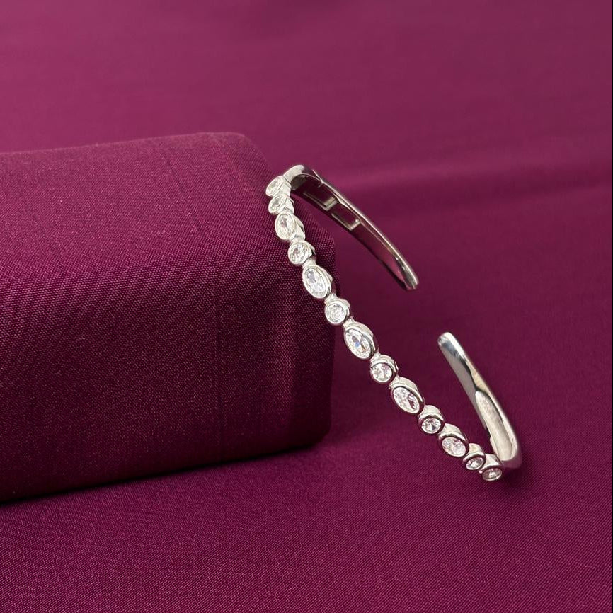925 Silver Oval Crystal Designer Women Kada Bracelet