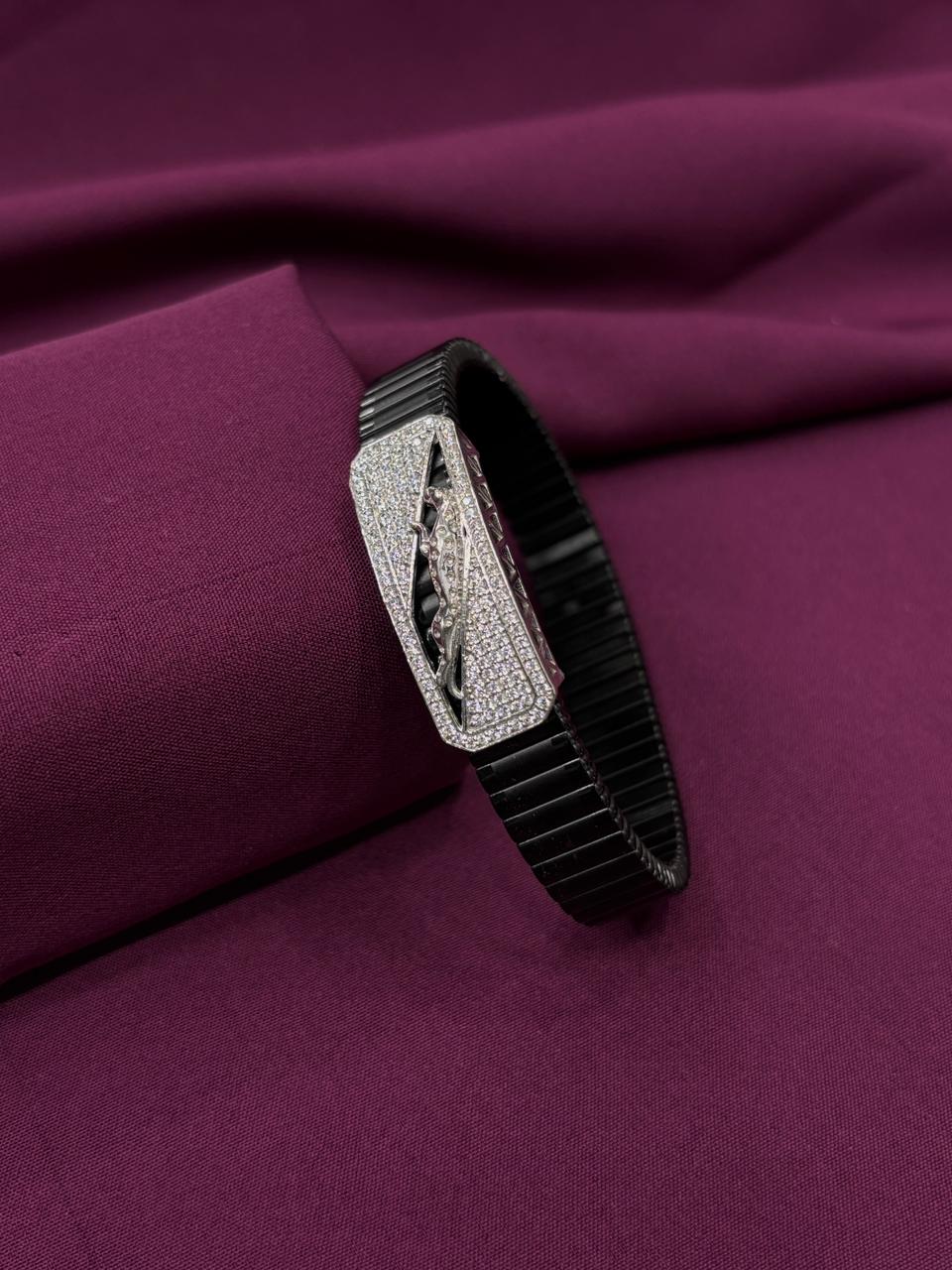 Zaviraa Cubic Zirconia Diamond Studed 925 Silver Jaguar Stretchable Band