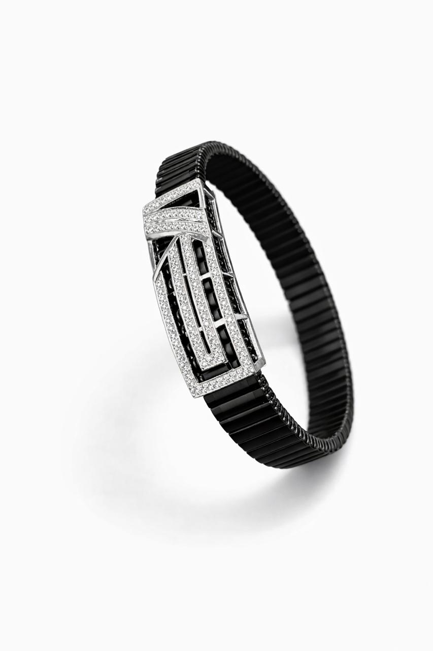 Zaviraa Geometric Luxe 925 Silver Stretchable Band